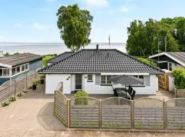 Holiday Home Erok - 100m from the sea by Interhome