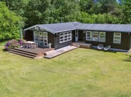 Holiday Home Sylvana - from the sea by Interhome