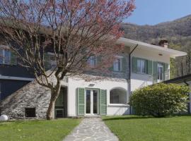 La casa del lupo, hotel di Colico