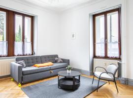 T3 RDC plein sud lumineux, Hotel in Altkirch