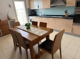 Elegante apartamento totalmente equipado cerca de la playa en Santa María