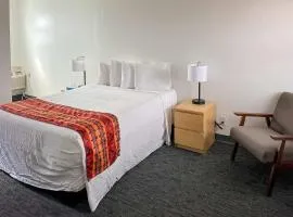 Bighorn Canyon King Room