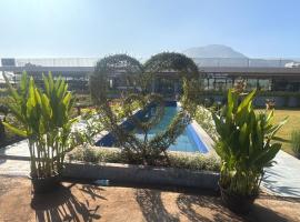 7 Tree Resort & Restaurant, Hotel in Pune