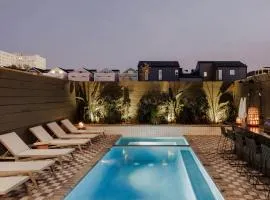 Luxury New Home Heated Pool and Spa