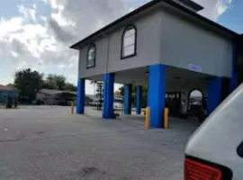 Airport Inn & Suites South Padre Island I 37