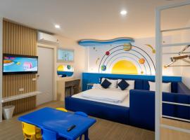 KYP Hotel โรงแรมขุนยูวเพลส، فندق في فانغ