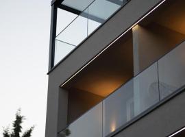 Hotel Leon, viešbutis mieste Debaras