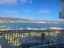 3BED apartment MelliehaBay Seafront Incredible Views