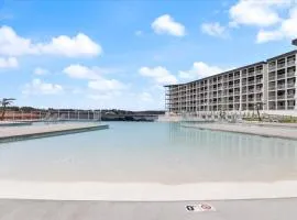 Waterview Retreat in Osage Beach with Public Dock and Community Pool