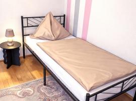 Ferienwohnung Aiubi, hotel em Attnang-Puchheim
