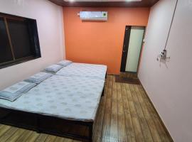 Gazeebo Holiday Home, hotell i Srīvardhan