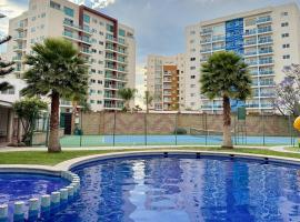 Cozy Loft with Air Conditioning and WiFi near Poliforum Leon Gto, Hotel in León