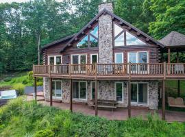 New: Pet Friendly Home with Walkable Lake AccessDock، فندق في ماكهنري