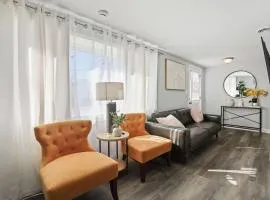 Modern 4BD 2BA Home Near Downtown Metra