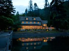 Lake Crescent Lodge