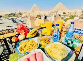 La Mira Pyramids View