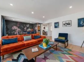 San Pedro Coastal Stay Near Beach plus Parking