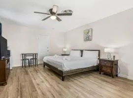 one bedroom 1 bath private entrance