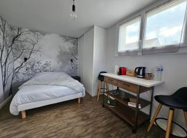 Les Logis des Treize-Vents à 15 minutes du Puy duFou, hotel i Treize-Vents