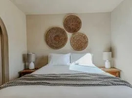 Luna Campanula - Grounding Hideaway with Pool & Spa