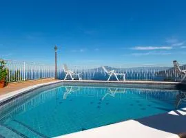 Donna Giovanna - Pool & Sea View Sorrento