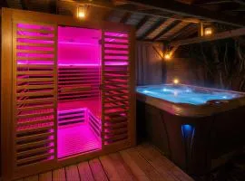 Modern Detached Home with Hot Tub & Infrared Sauna
