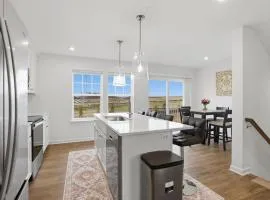 New 4BR Townhome Near Harpers Ferry townhouse