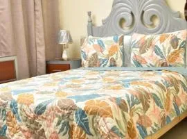 Comfortable Stay in HIGUEY Free Parking & WiFi