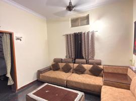 Simba Stay's 2BHK, khách sạn ở Chikmagalūr