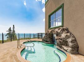 Panoramic Lake Views King Bed Studio, Whirlpool and Hot Tub – hotel w mieście Two Harbors