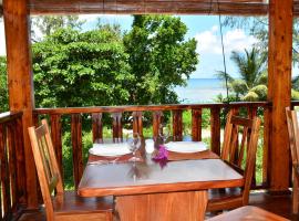 Villa Anse La Blague, hotell i Baie Sainte Anne