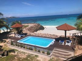 Treasure Island Retreat, Hotel in Anse Kerlan