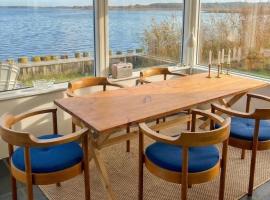 Cozy Summer House With Fjord Views, Hotel in Randers