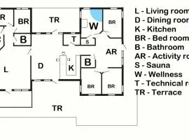 Luxury Holiday Home Near Beach And Restaurant