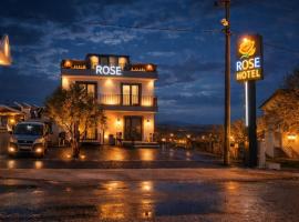 ROSe OTEL, hotell sihtkohas Ezine