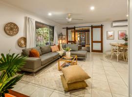 Pet-Friendly Samford Escape - 25 mins to Brisbane, hotel a Samford