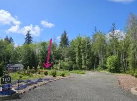 Olympic Gateway RV Site -- Private, easy US-101 access, creekside trail with lake access