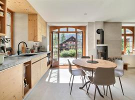 Garden Heart of the village Swedish Stove โรงแรมในฌ็องเปรี