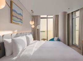 voco Muscat Al Mouj by IHG, hotel sa Muscat