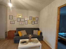 Zwardoniówka Apartamenty pod Orawcową, hotel em Zwardoń