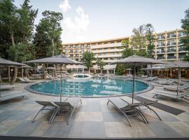 HVD Club Bor Ultra All Inclusive - Private Beach & Free parking, hotel a Sunny Beach