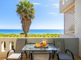 Beachfront Nest Memi, Koroni - Seaheaven Houses - A2, hotel i Koroni