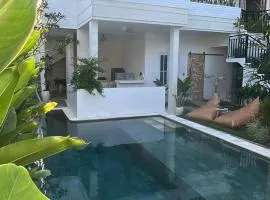Casa Mia Balangan Beach - Boutique Luxury Guest House