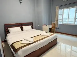 Meesokxay Hotel Vang Vieng