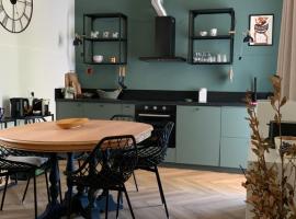 Casa Gaudia Varese living-working e quiete, hotel a Barasso