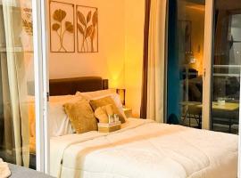 Condo Transient by Eugenio Tan, hotel v mestu Manila