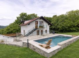 Roland House with Pool & Winery, viešbutis mieste Stara Vas-Bizeljsko