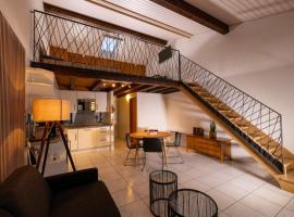 Ferienhaus Chez Laila โรงแรมในPortalban- Dessous
