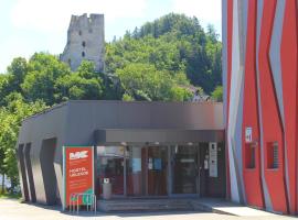 Hostel Velenje โรงแรมในเวเลนเย