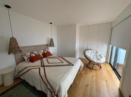 Sea Breeze - Espinho Beach, hotel a Espinho
